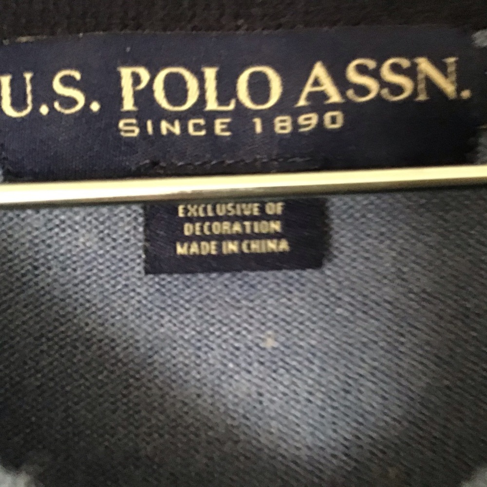 Sweater - Picture 2 of 2